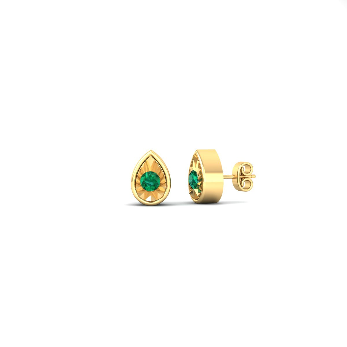 Emerald Small Stud Earrings Miracle Plate In 18kt Gold Over Sterling Silver